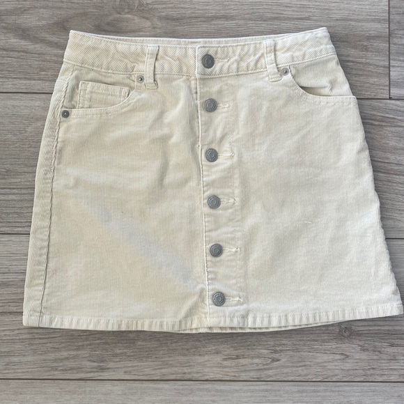 Cat & Jack corduroy skirt size 10. - Picture 1 of 2
